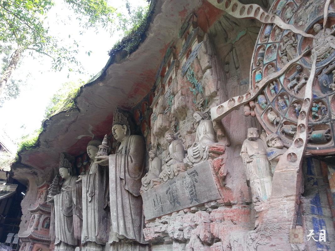 20130928果实法师带领常修法师在重庆参学瞻仰大足石刻