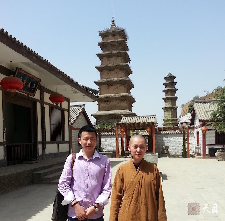 20130414果实法师带领常信常念居士夫妇在西安华严宗祖庭华严寺参学1